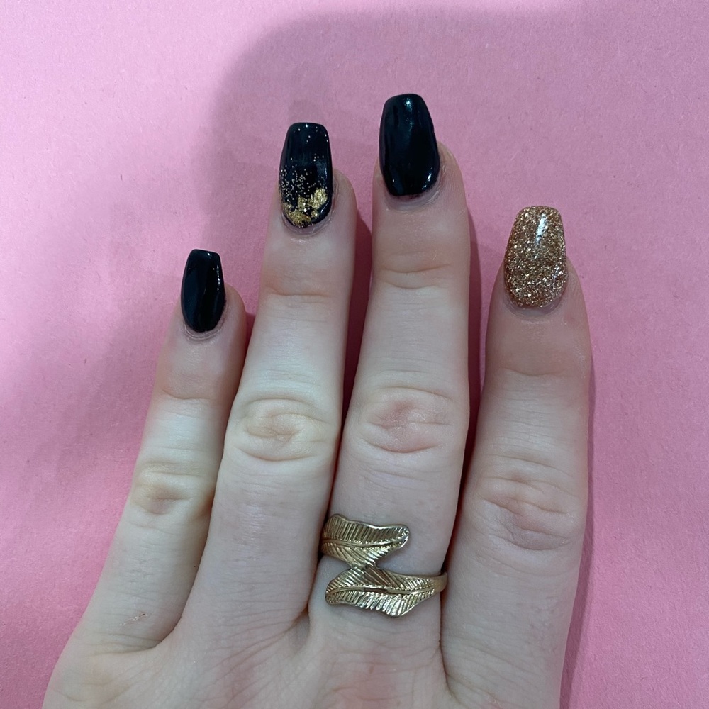 RINGS RINGS RINGS - Picture 9 of 15